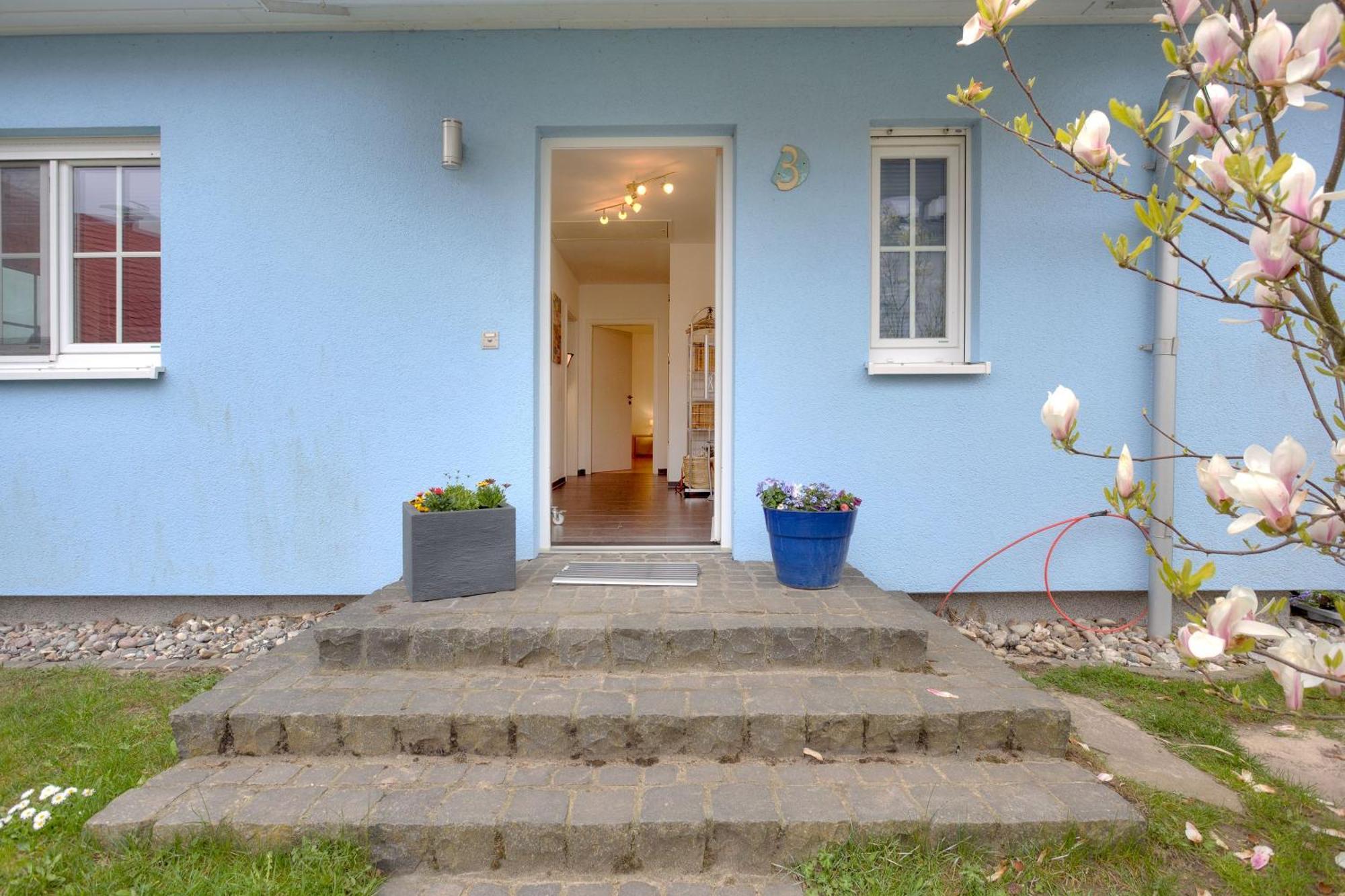 FH Das blaue Haus am Peenestrom_BL Peenemunde Exterior foto