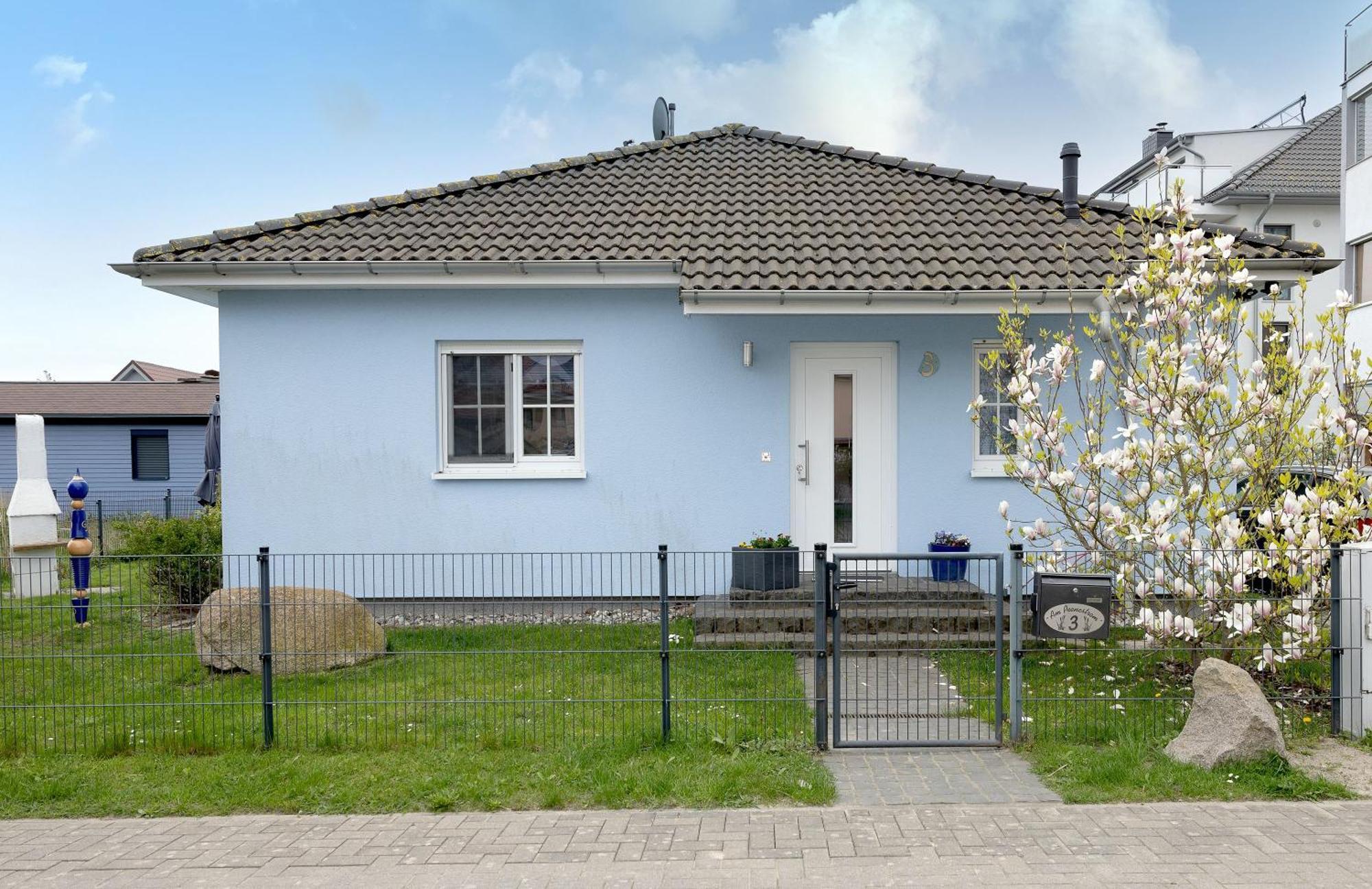 FH Das blaue Haus am Peenestrom_BL Peenemunde Exterior foto